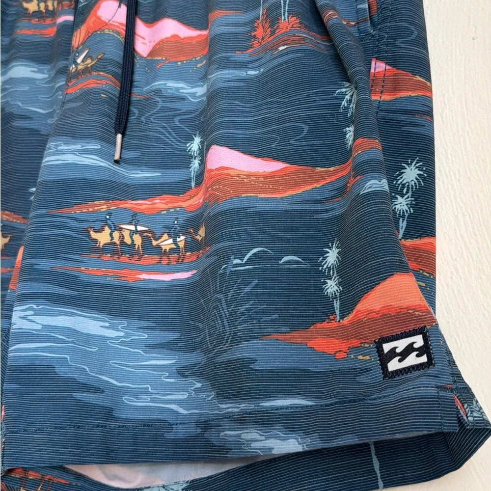Billabong Swim Trunks Men’s M Retro Boardshorts Tropical Island Surf Beach Camel